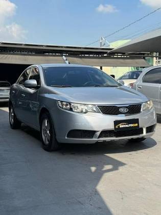 KIA CERATO 1.6 EX3 SEDAN 16V GASOLINA 4P AUTOMÁTICO